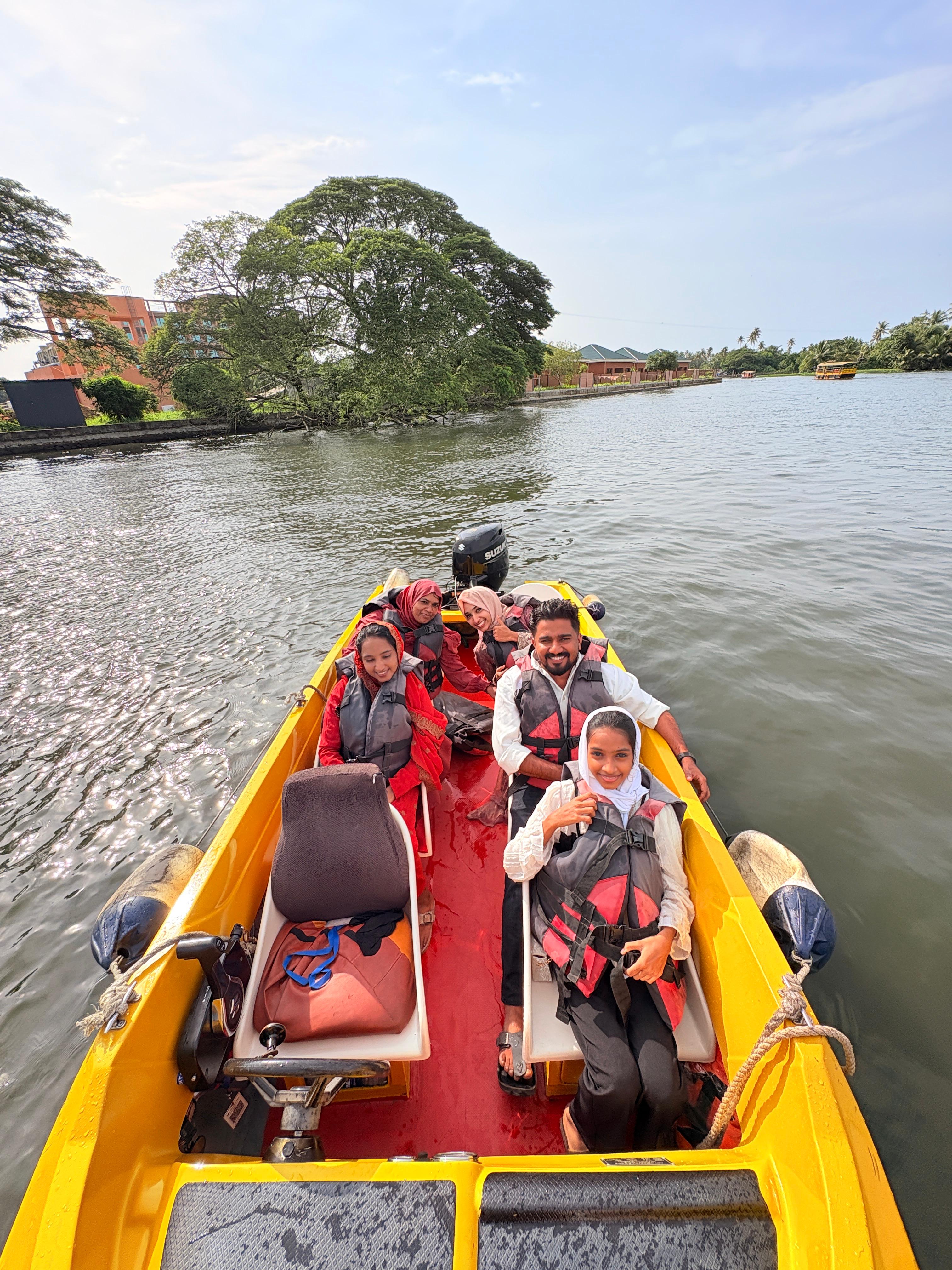 Sunset Speed Boat Alleppey